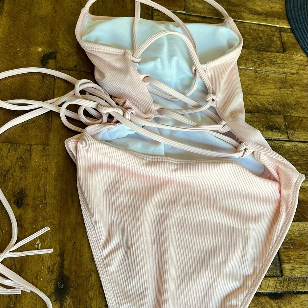 SHEIN one piece - Picture 2 of 2